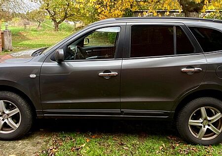 Hyundai Santa Fe 2.7 V6 GLS 2WD GLS