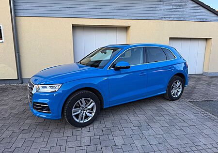 Audi Q5 50 TFSI e S tronic quattro -