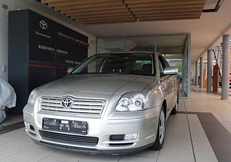 Toyota Avensis 2.0 Sol Liftback