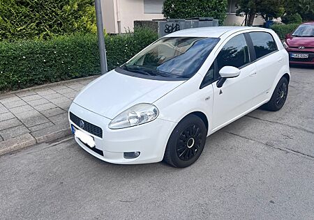 Fiat Punto 1.4 16V Dynamic Dynamic