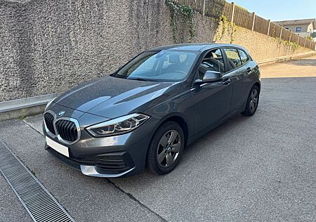 BMW 116d F40 Xenon LED Scheinwerfer, TÜV NEU! TOP