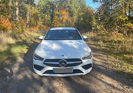 Mercedes-Benz CLA 200 Coupe 4MATIC - 7G-DCT AMG Line