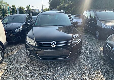 VW Tiguan Volkswagen 1.4 TSI Navigation xenon Panorama Dach