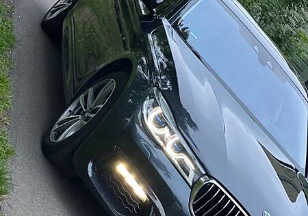 BMW 750i xDrive -