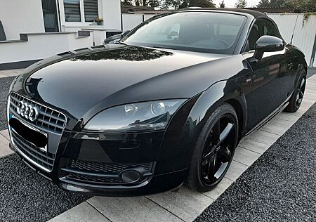 Audi TT Roadster 2.0 TFSI S tron.,S-Line,Schaltwippen