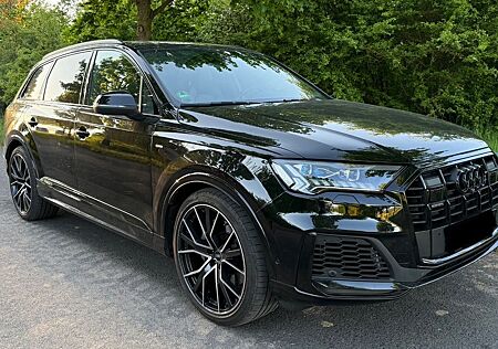 Audi Q7 50 TDI 3 x S-Line, Allradlenkung - Garantie