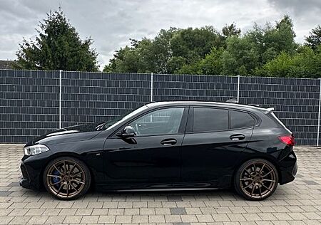 BMW M135i xDrive A - ( Keyless,Head-up,Lenkradheizun