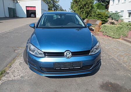 VW Golf Volkswagen VII Lim. Comfortline BMT