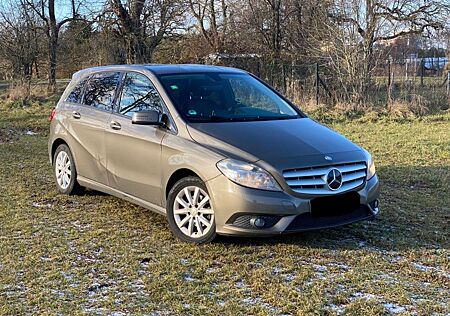 Mercedes-Benz B 180 CDI -