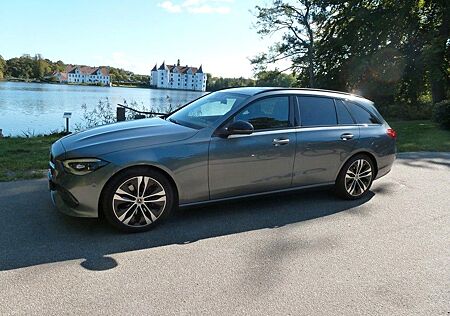 Mercedes-Benz C 220 d T Autom. AHK, Digi, Night, Distr.