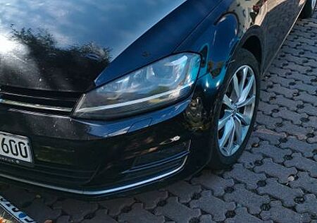 VW Golf Volkswagen 2.0 TDI DSG Highline +Winterräde+ Anhän