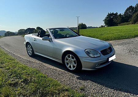 Mercedes-Benz SLK 200 Kompressor in schönem Zustand