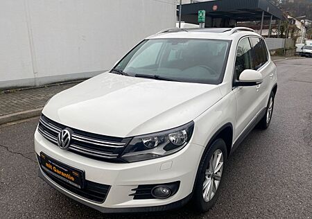 VW Tiguan Volkswagen Sport & Style 4Motion 1Hand Pano Shz !!