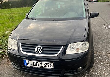 VW Touran Volkswagen 2.0 TDI DSG DPF Trendline Tüv Rentner