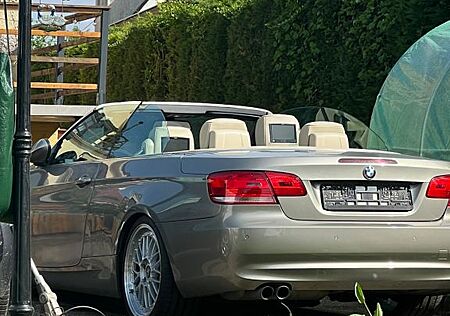 BMW 330d Cabrio -