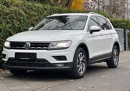 VW Tiguan Volkswagen 2.0 TDI DSG BMT SOUND NAVI/LED/Digitalco