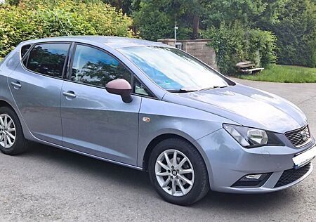Seat Ibiza Style moonstone unfallfrei Scheckheft