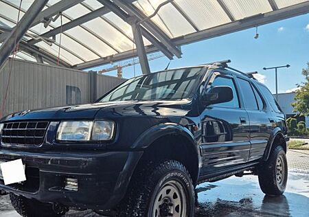 Opel Frontera 2.2 16V Trail Master Fahrwerk
