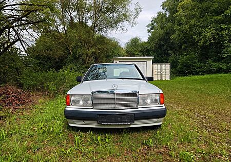 Mercedes-Benz 190 E 1.8 / 2.Hand / 5-Gang / ABS