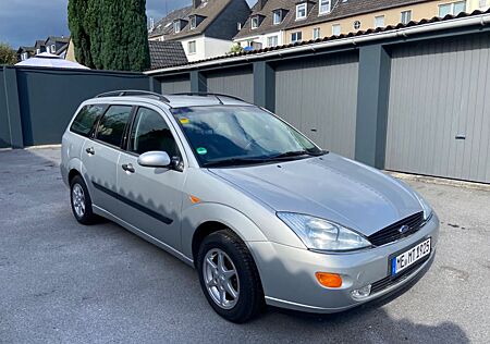 Ford Focus 1.6 Ghia Ghia