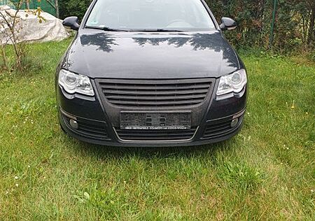 VW Passat Volkswagen 2.0 TDI DPF Trendline Trendline