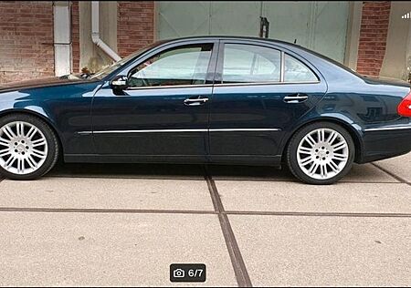 Mercedes-Benz E 240 Elegance Gasanlage