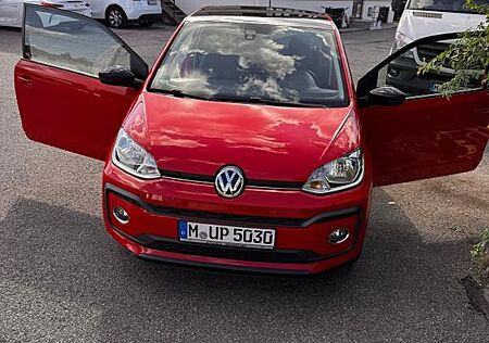 VW Up Volkswagen ! 1.0 TSI BlueM sound ! 90ps