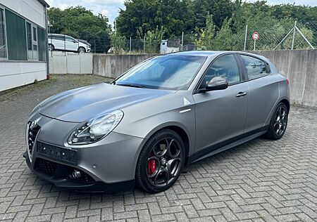 Alfa Romeo Giulietta Quadrifoglio Verde Launch Edition TCT