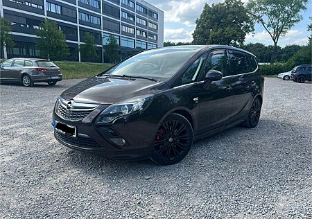 Opel Zafira Tourer ZafiraTourer OPC-Line*AHK*KAMERA*LEDER*NAVI*PANO
