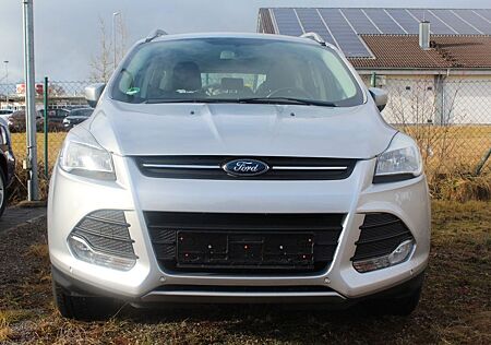 Ford Kuga Trend1.5 EcoBoost AHK 8 Fach bereift