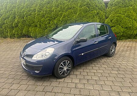 Renault Clio III Extreme