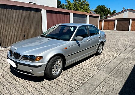 BMW 320i Edition Lifestyle