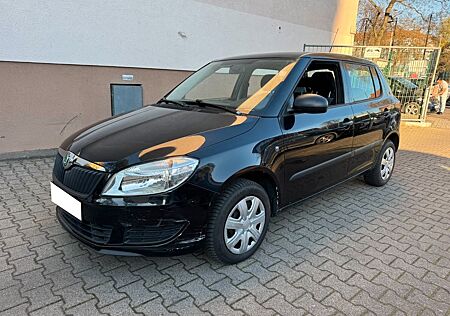 Skoda Fabia 1.4 Special TÜV NEU 04.27 Klima