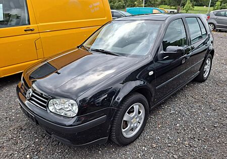 VW Golf Volkswagen 1.4 Basis Klima AHK Tüv