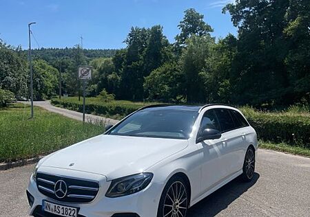 Mercedes-Benz E 350 E 350d T AMG Line Autom.