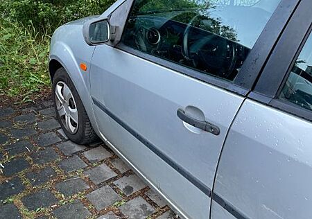 Ford Fiesta 1,3 51kW Viva X Viva X