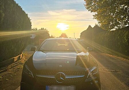 Mercedes-Benz CLA 200 d 4MATIC DCT -