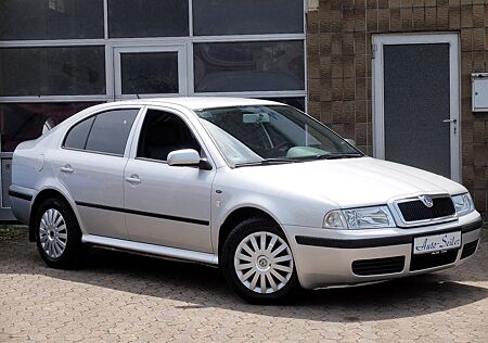 Skoda Octavia 1.6 Automatik - Klima - SHZ - AHK -