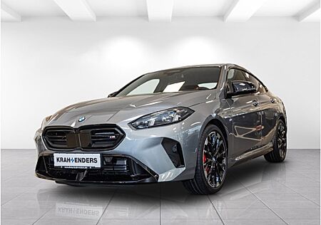 BMW M235i XDRIVE+NeuesModell+Navi+RFK+LED NP 70.630,
