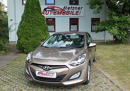 Hyundai i30 , Klima, FH vo., NSW, USB, CD,