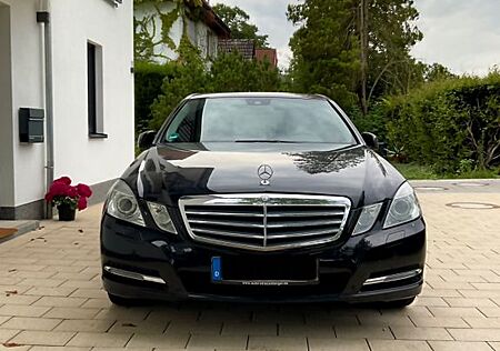 Mercedes-Benz E 220 CDI BlueEFFICIENCY ELEGANCE ELEGANCE