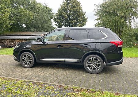 Mitsubishi Outlander 2.0 MIVEC Edition 100 ClearTec 2WD...