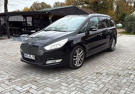 Ford Galaxy Titanium *ACC*SPURH.*7SITZ.*KEY-GO*R.KAM.