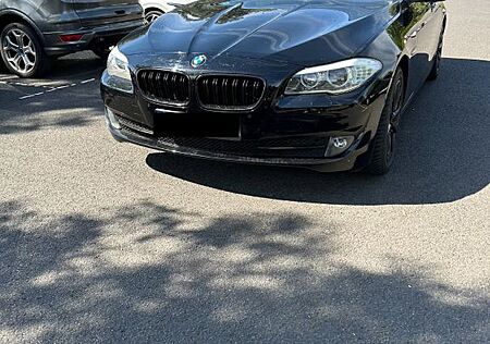 BMW 523i - Leder-Nav-GSD-Automatik-Head-Up Display