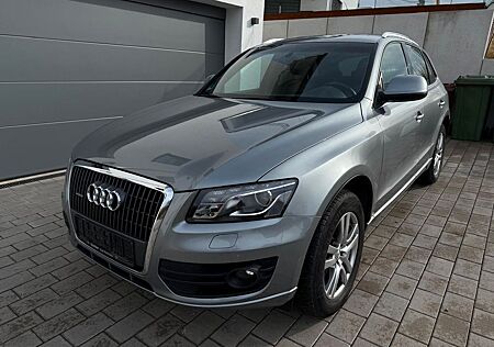 Audi Q5 2.0 TFSI quattro"Automatik"Leder"Xenon"