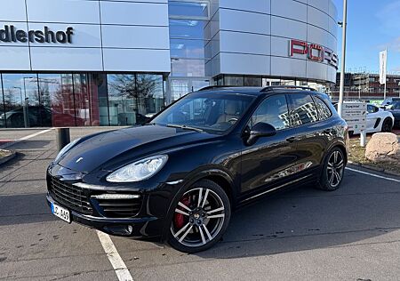 Porsche Cayenne Turbo Burmester Pano Luftfederung Carpla
