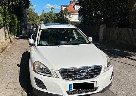 Volvo XC 60 XC60 D4 Summum Geartronic Summum