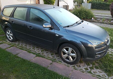 Ford Focus 2,0 Ghia Ghia