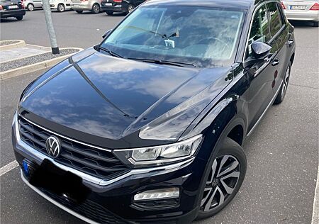 VW T-Roc Volkswagen 2.0 Active