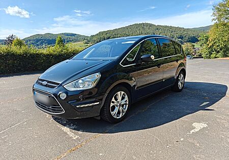 Ford S-Max 2,0 TDCi 120kW DPF Titanium 7 Sitzer AHK